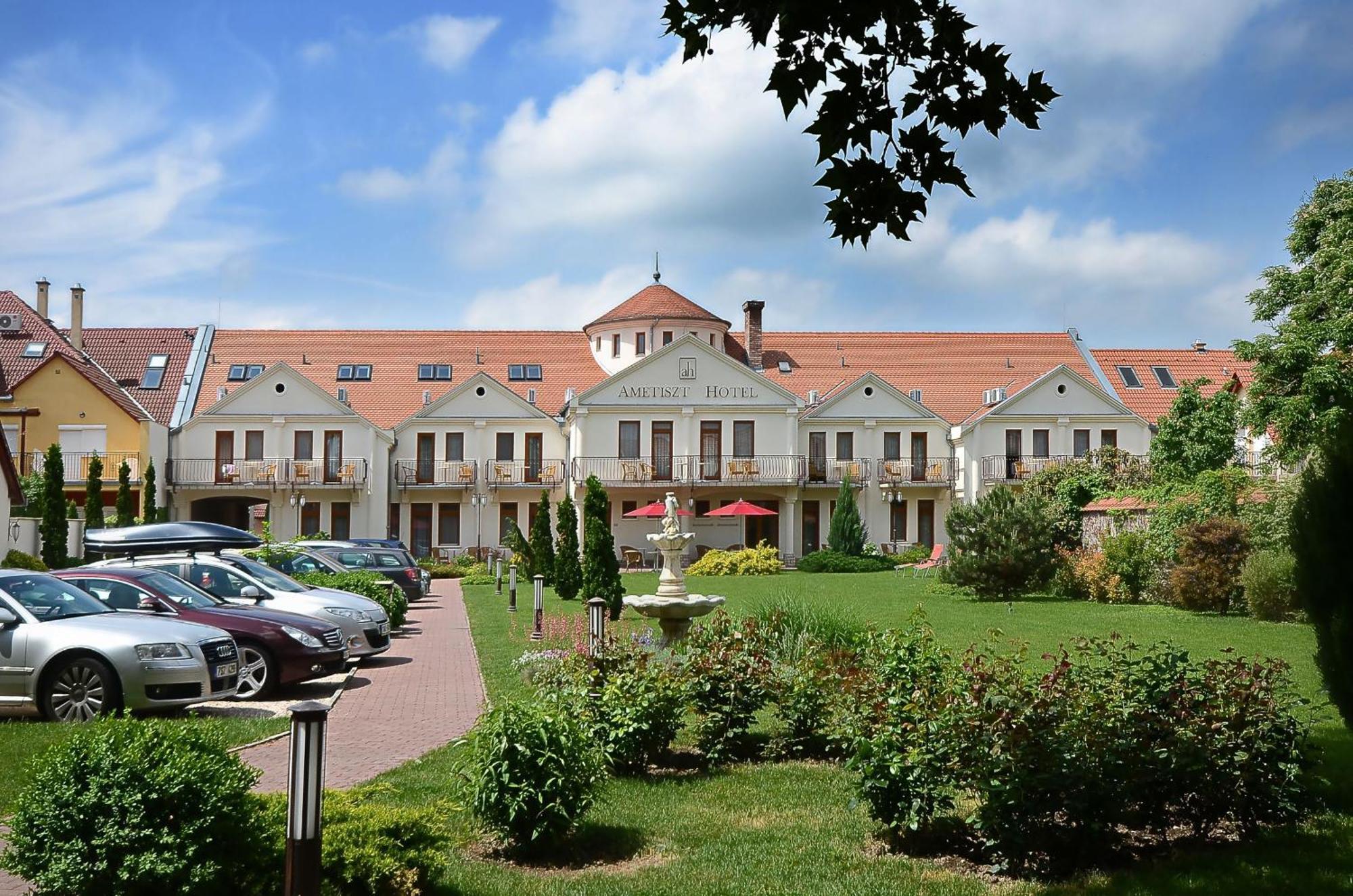 Ametiszt Hotel Harkány Exterior foto